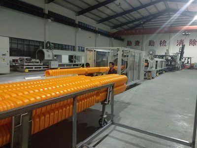 Square corrugated pipe production